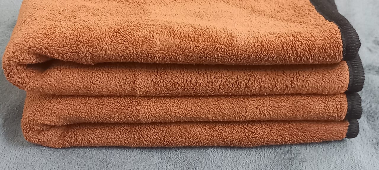 500 GSM Premium Microfier Cloth (40x40 cm) – Soft Pack of 2